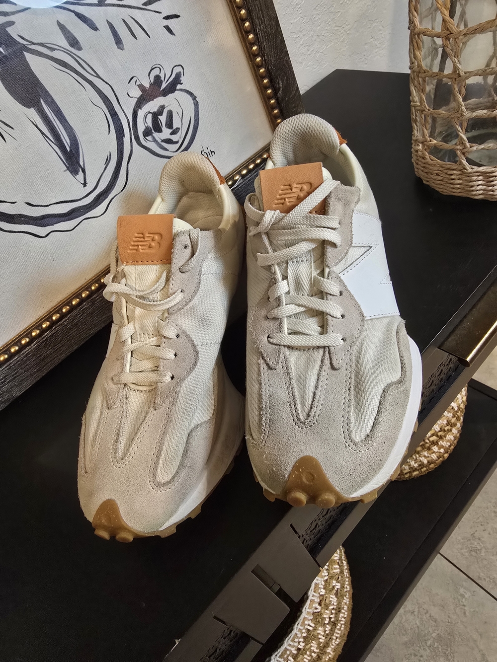 New Balance Women's 327 Lifestyle Sneakers Rust And Beige 8.5 - Picture 3 of 9
